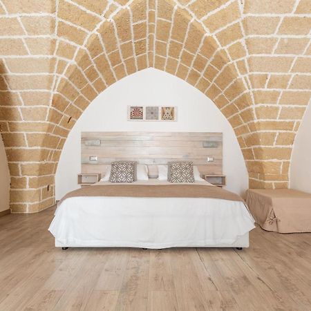 Clara Domus Bed & Breakfast Gallipoli Exterior photo