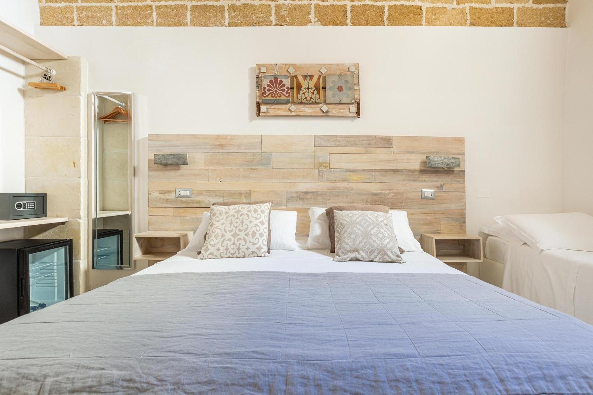 Clara Domus Bed & Breakfast Gallipoli Exterior photo